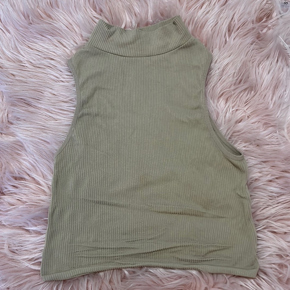 Zara ribbed mock neck crop top ONLY WORN ONCE
